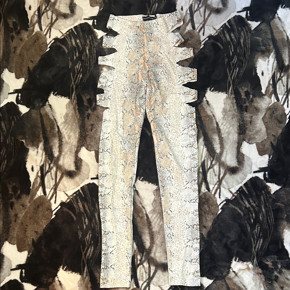 PrettyLittleThing Cream and Black Snakeskin Leggings
